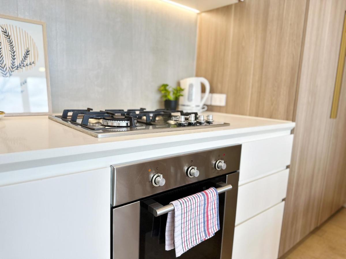 Beautiful Skyview Cbd Highrise 3Beds With Carpark Available Apartment Melbourne Ngoại thất bức ảnh
